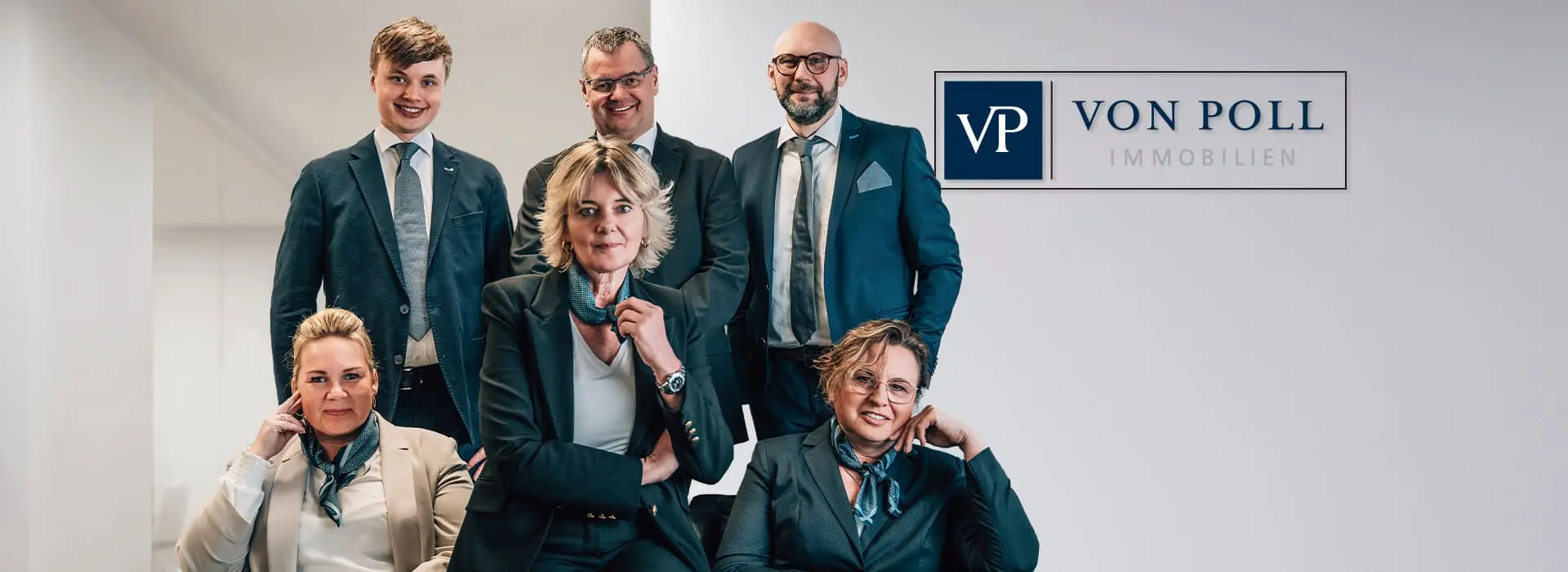 Teamfoto VON POLL IMMOBILIEN Harz