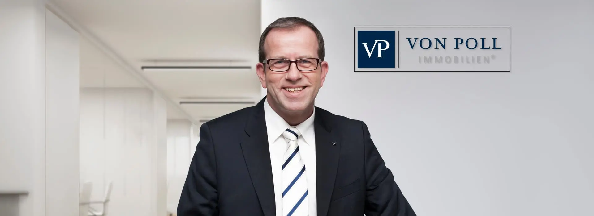 Teambild VON POLL IMMOBILIEN Holzminden