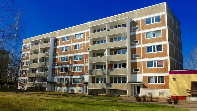 Mikro-Apartments in einer Wohnsiedlung